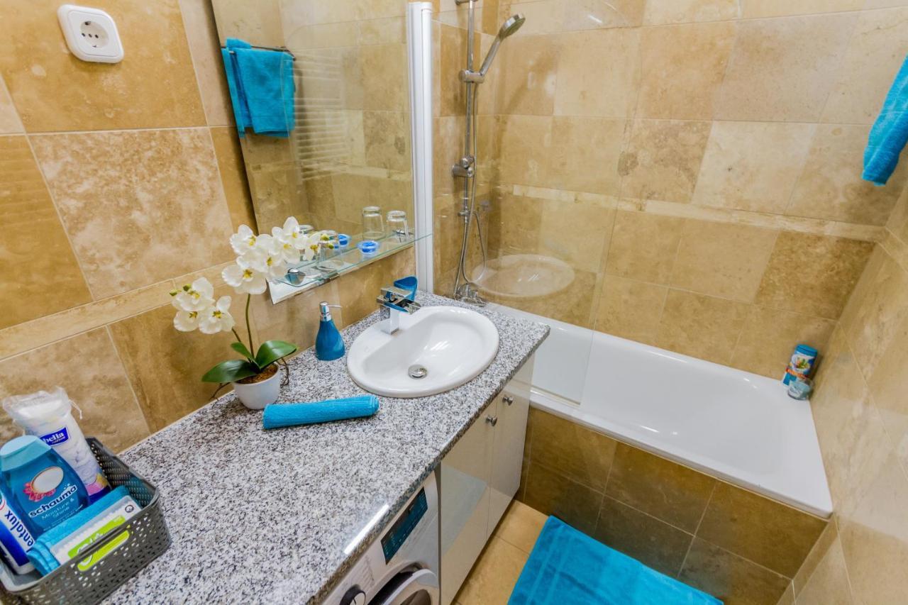 Blue Magic Apartment Будапеща Екстериор снимка